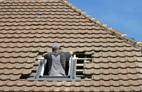 Pose de velux - Fontaine-le-Bourg